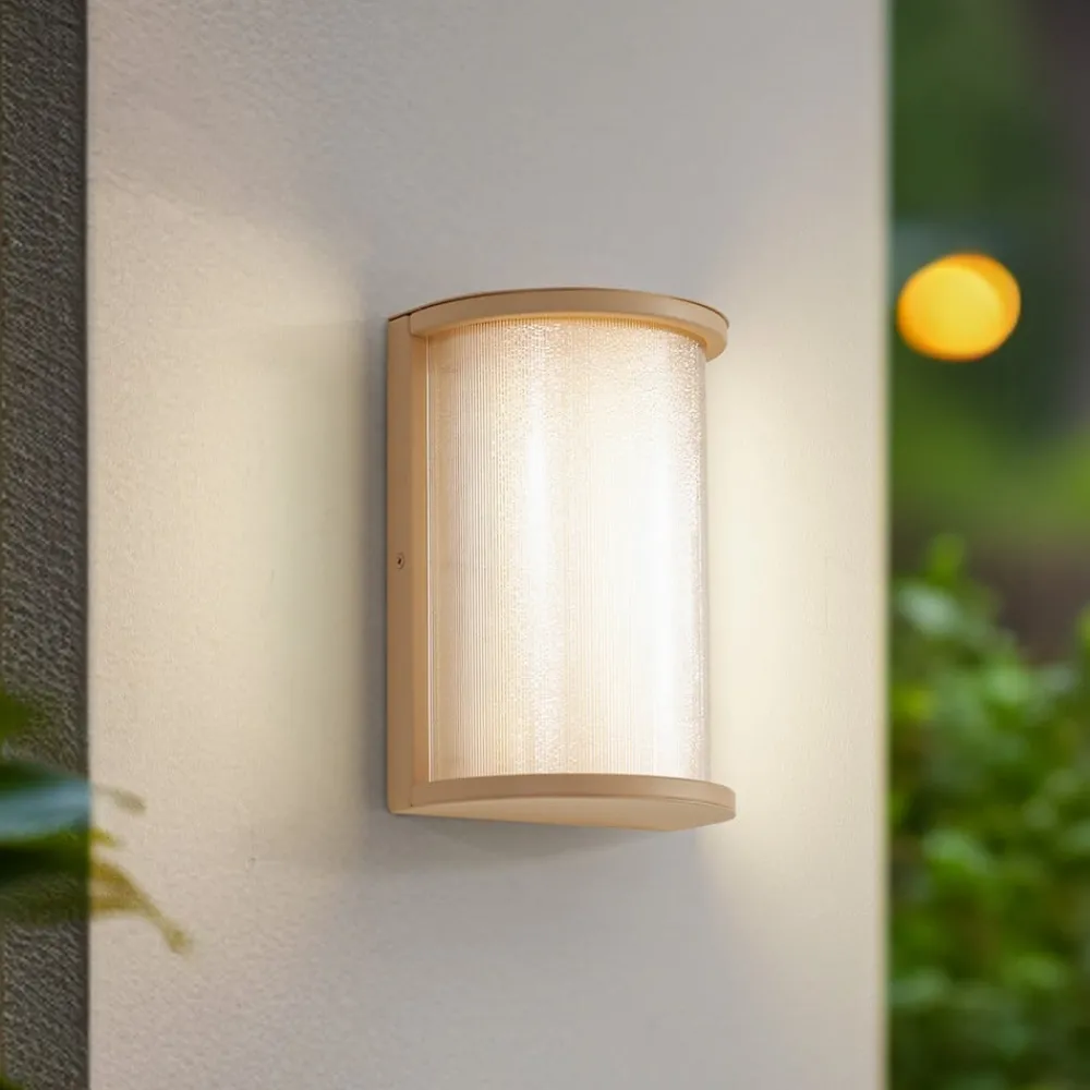 Terrassebelysning ^ Lindby udendørs LED-væglampe Calvik, beige, riflet, IP44