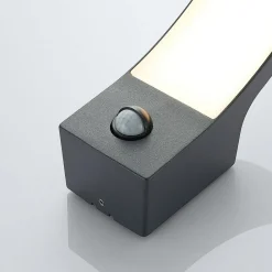 Væglampe Med Sensor|Terrassebelysning ^ Lindby udendørs LED-væglampe Ilvita, sensor, antracit, IP54