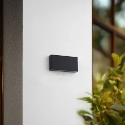 Væglamper ^ Lindby udendørs LED-væglampe Jarte, sort, metal, 17 cm, IP54
