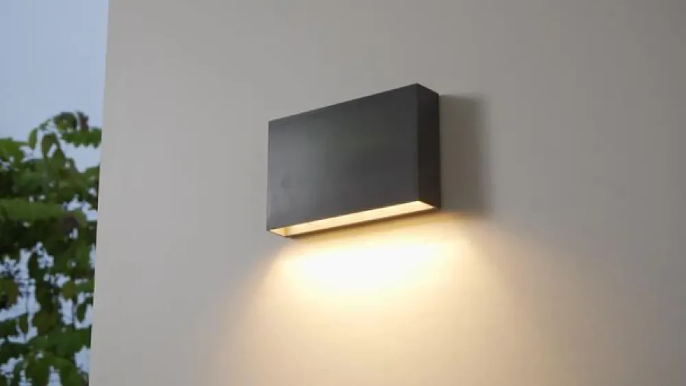 Lindby Terrassebelysning|Væglamper > udendørs LED-væglampe Jarte, 20 cm, ned, grå, IP65