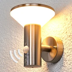 Lindby Væglampe Med Sensor|Væglamper > udendørs LED-væglampe Tiga, bevægelsessensor, IP44