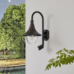 Lindby Væglampe Med Sensor|Terrassebelysning > udendørs væglampe Daphne, antik sort, sensor, E27