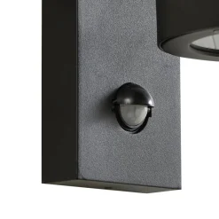 Lindby Væglampe Med Sensor|Terrassebelysning > udendørs væglampe Yrene, 20cm, sort, sensor, riffel