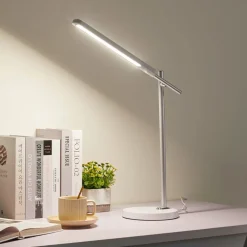 Lindby Arbejdsrum/Kontor|Bordlamper > Valtorin LED-bordlampe, hvid