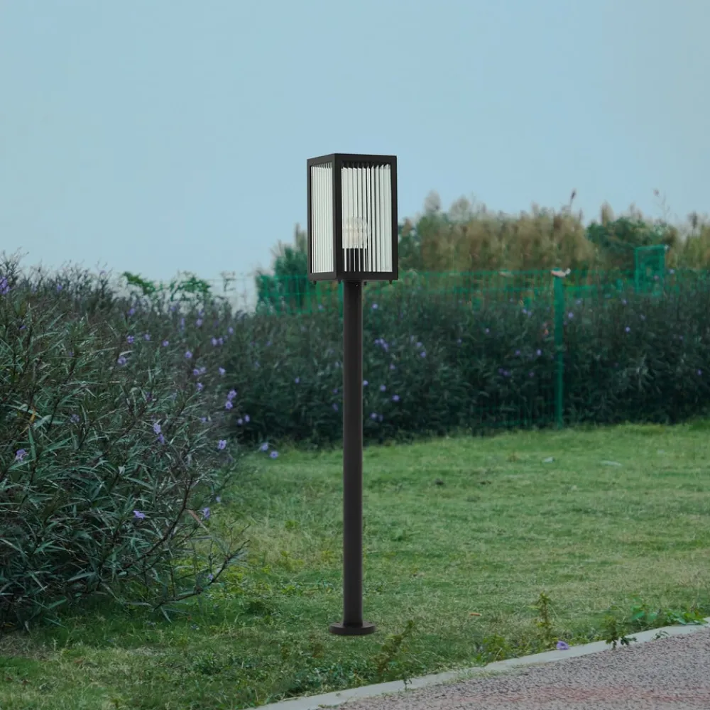 Gadebelysning ^ Lindby vejlampe Bolgar, sort, metal, glas, 15 cm