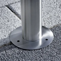 Lindby Terrassebelysning > vejlampe Damion, 140 cm, stål, E27, IP44