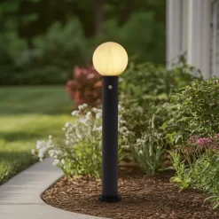 Gadebelysning ^ Lindby vejlampe Dangan, hvid, 90 cm, glas, sensor