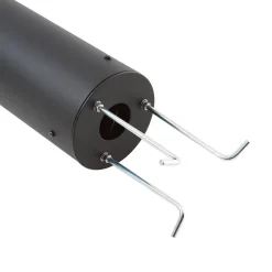 Gadebelysning ^ Lindby vejlampe Lurinda, sort, aluminium, Ø 10,5 cm