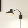 Væglamper ^ Lindby væglampe Adrik, sort, metal, med stikprop