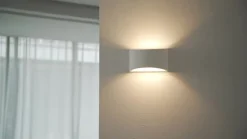 Gang|Pendellamper ^ Lindby væglampe Heiko, op/ned, gips, hvid, højde 12 cm
