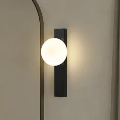 Lindby Væg- Og Spejllamper|Væglamper > væglampe Tavrik, sort/hvid, højde 30 cm, glas