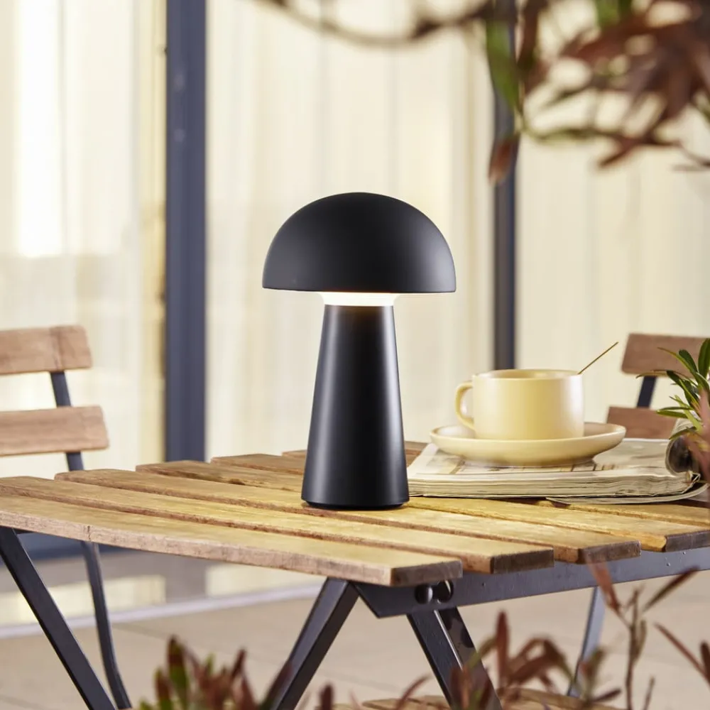 Lindby Dekorationsbelysning|Bordlamper > Zyre LED genopladelig bordlampe, sort, IP44, touchdæmper
