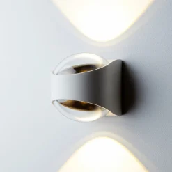 LOOM DESIGN Terrassebelysning > Saga udendørs LED-væglampe op/ned hvid