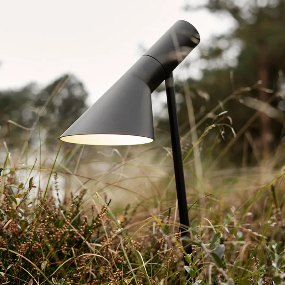 Louis Poulsen Sokkellamper > AJ Garden sokkel 50 cm bundplade 830