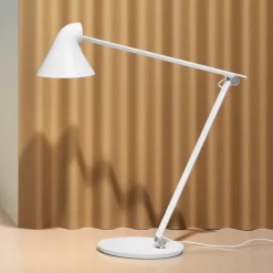 Bordlamper ^ Louis Poulsen NJP bordlampe, fod, 3.000 K mørkegrå
