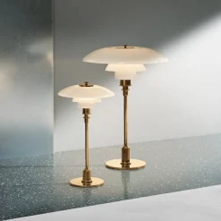 Arbejdsrum/Kontor|Bordlamper ^ Louis Poulsen PH 2/1 bordlampe, messing-hvid