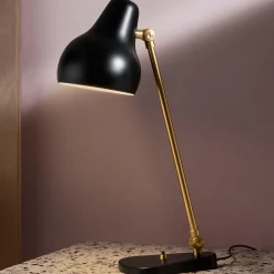 Arbejdsrum/Kontor|Bordlamper ^ Louis Poulsen VL38 - LED-bordlampe, sort