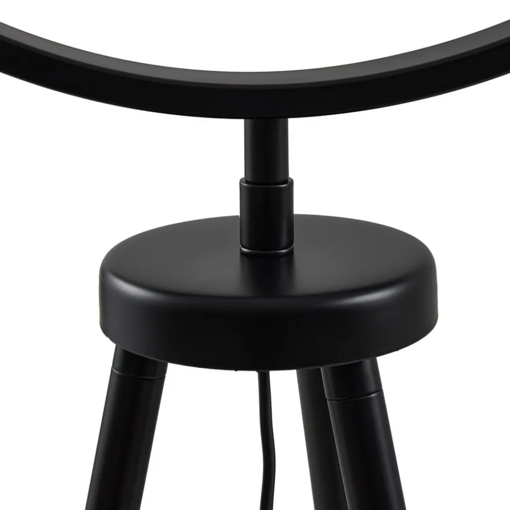 Lucande Gulvlamper > Helva gulvlampe, 150 cm, hvid/sort, drejelig