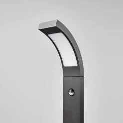Lucande Gadebelysning Med Sensor|Terrassebelysning > LED-gadelampe Juvia, 100 cm, bevægelsessensor, IP54