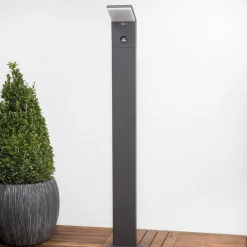 Gadebelysning ^ Lucande LED-gadelampe Nevio, sensor, 100 cm, antracit