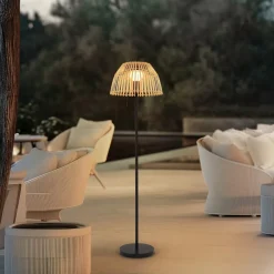 Lucande Solcellelamper|Terrassebelysning > LED-gulvlampe Eligio, bambus, Ø 39 cm, RGB