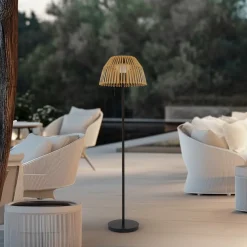 Lucande Solcellelamper|Terrassebelysning > LED-gulvlampe Eligio, bambus, Ø 39 cm, RGB