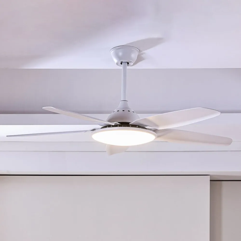 Lucande Loftventilatorer > LED-loftventilator Divian, hvid, DC, støjsvag, CCT