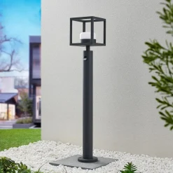 Lucande Gadebelysning > Timio vejlampe, 85 cm, bevægelsessensor, GX53, IP44