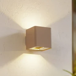 Lucande Terrassebelysning|Væglamper > udendørs LED-væglampe Aaron, beige, IP54, op/ned