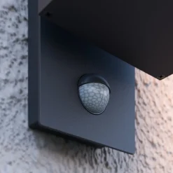 Lucande Væglampe Med Sensor|Væglamper > udendørs LED-væglampe Ferdinand, sensor, grå, 38 cm