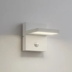 Lucande Væglampe Med Sensor|Væglamper > udendørs LED-væglampe Silvan, hvid, sensor, IP54, 16 cm