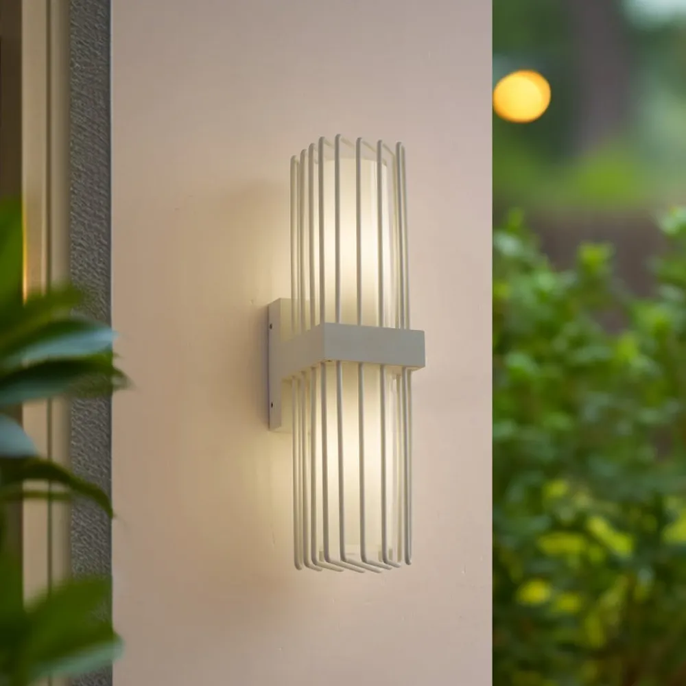 Terrassebelysning|Væglamper ^ Lucande udendørs væglampe Chandan, 42 cm, hvid, metal, IP54