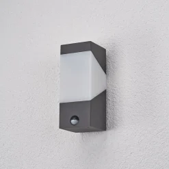 Lucande Væglampe Med Sensor|Væglamper > udendørs væglampe Kiran, sensor, grå, IP44, E27
