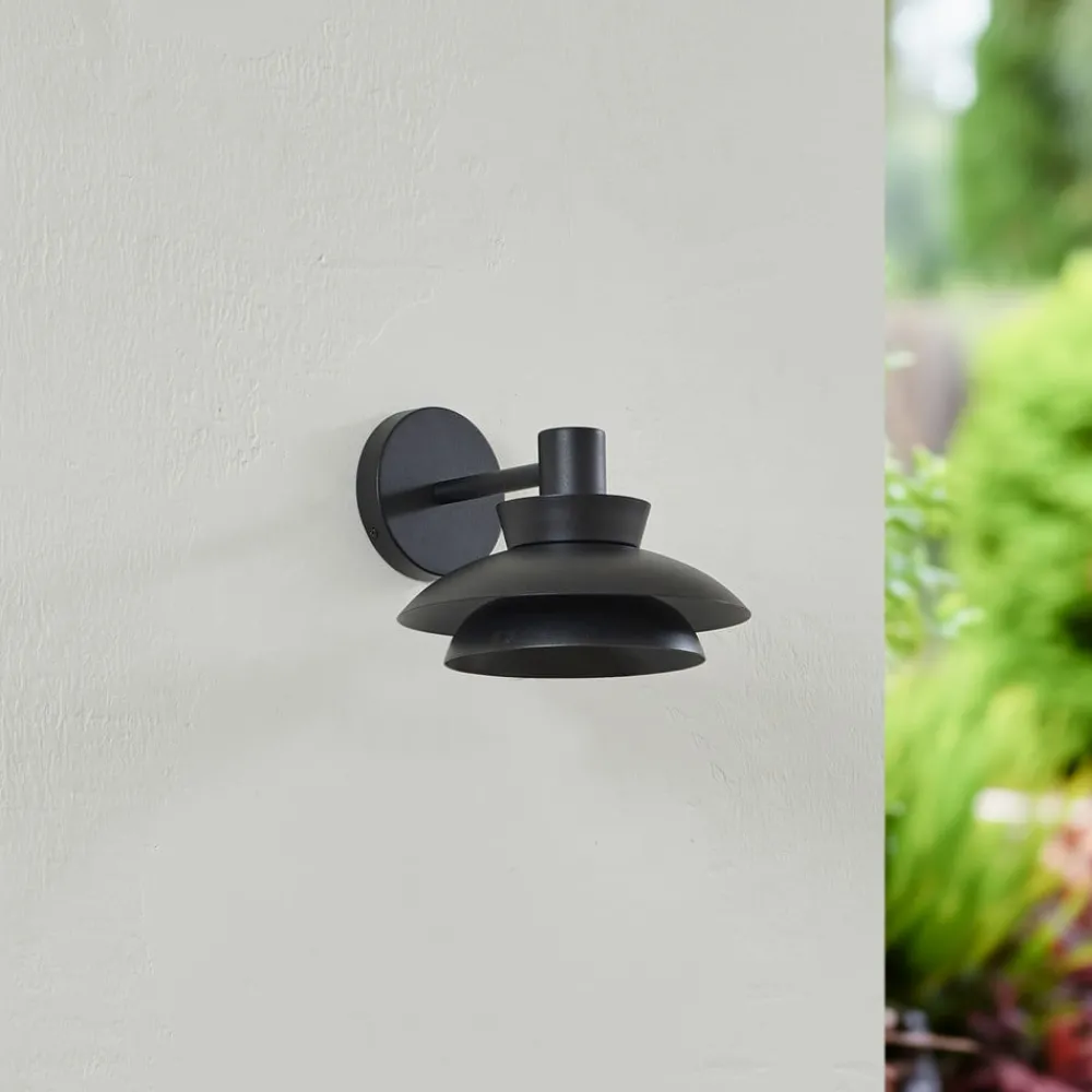 Terrassebelysning|Væglamper ^ Lucande udendørs væglampe Thais, sort, metal, Ø 25 cm