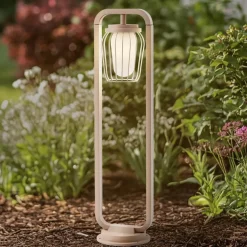 Lucande Gadebelysning > vejlampe Chandan, 90 cm, beige, metal, IP54