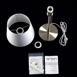 ORION Bordlamper > Ludwig bordlampe med USB-port, hvid/mat nikkel
