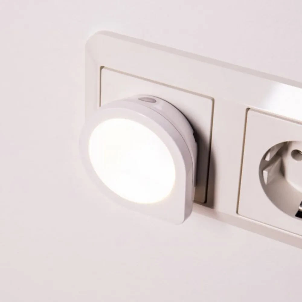 Müller-Licht Væglamper > Luna Sensor LED-stikkontaktlampe natlys