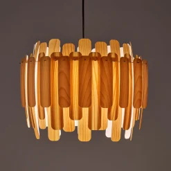Bæredygtige Lamper ^ LZF LAMPS LZF Maruja pendellampe i træ, bøg