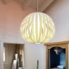 LZF LAMPS Bæredygtige Lamper > LZF Poppy Medium pendellampe, elfenben