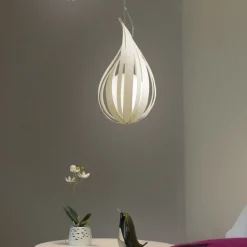 LZF LAMPS Bæredygtige Lamper > LZF Raindrop medium hængelampe, elfenben