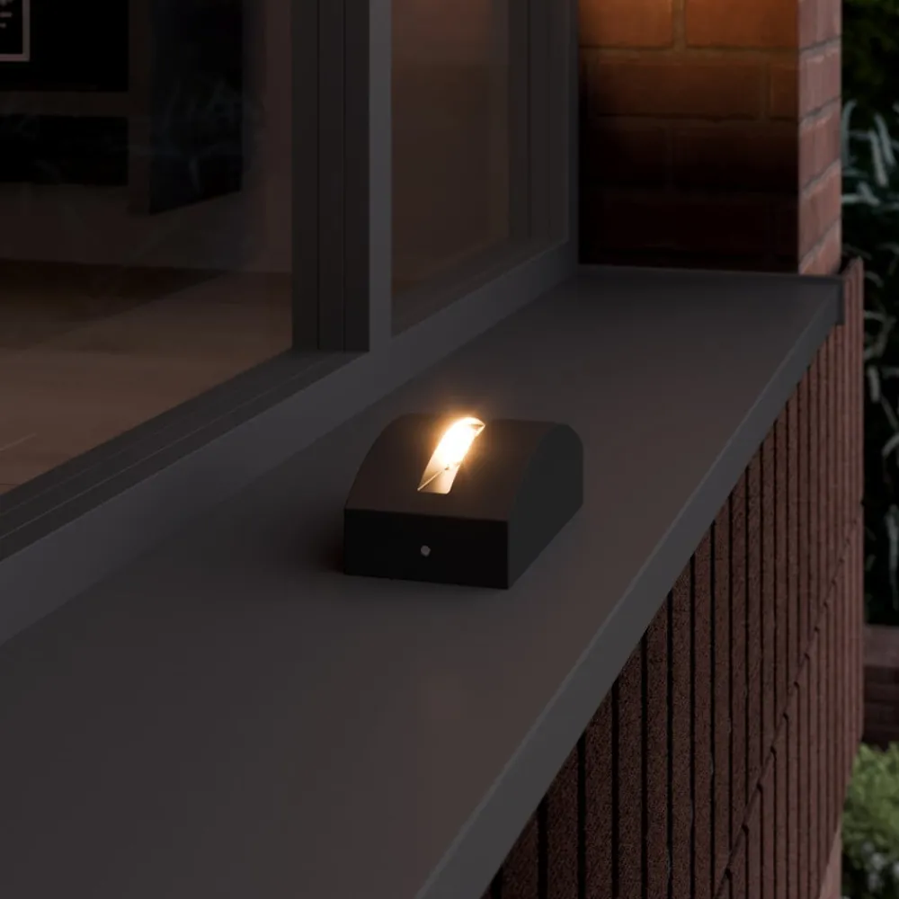 Sokkellamper ^ Lucande Marka LED-udendørslampe, mørkegrå aluminium