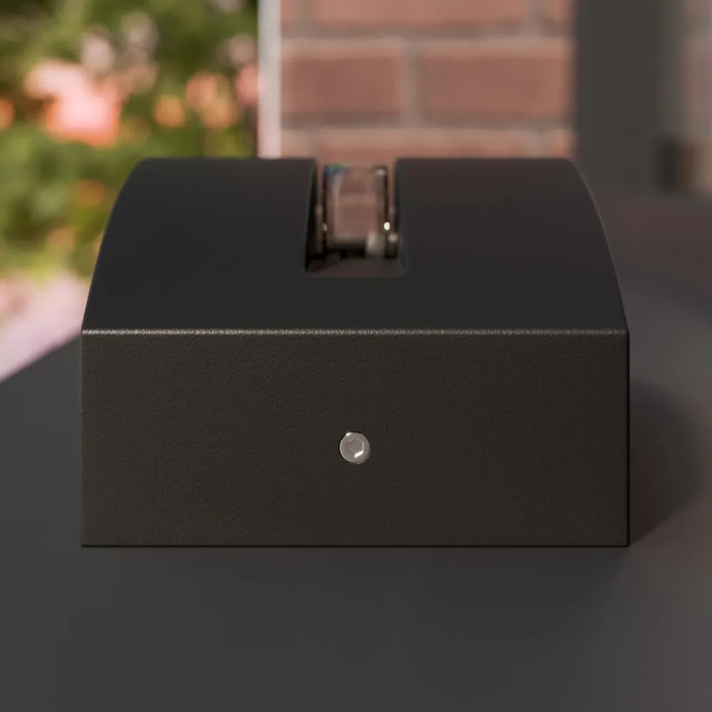 Sokkellamper ^ Lucande Marka LED-udendørslampe, mørkegrå aluminium