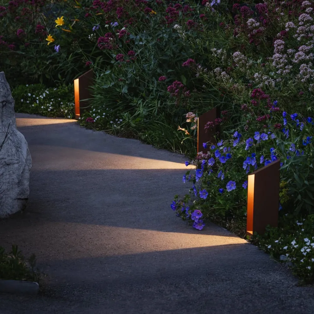 MARSET Sokkellamper > LED-sokkellampe Domus Højde 26 cm, rustbrun aluminium