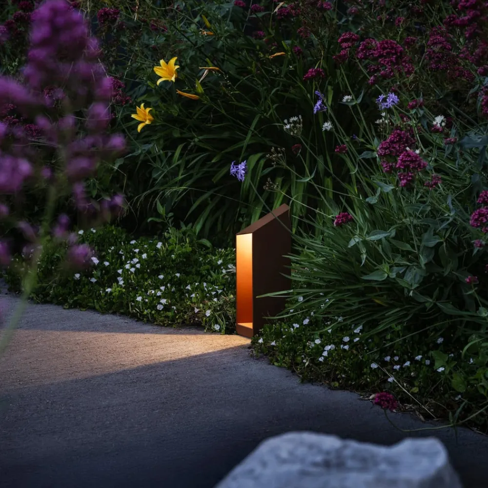 MARSET Sokkellamper > LED-sokkellampe Domus Højde 26 cm, rustbrun aluminium