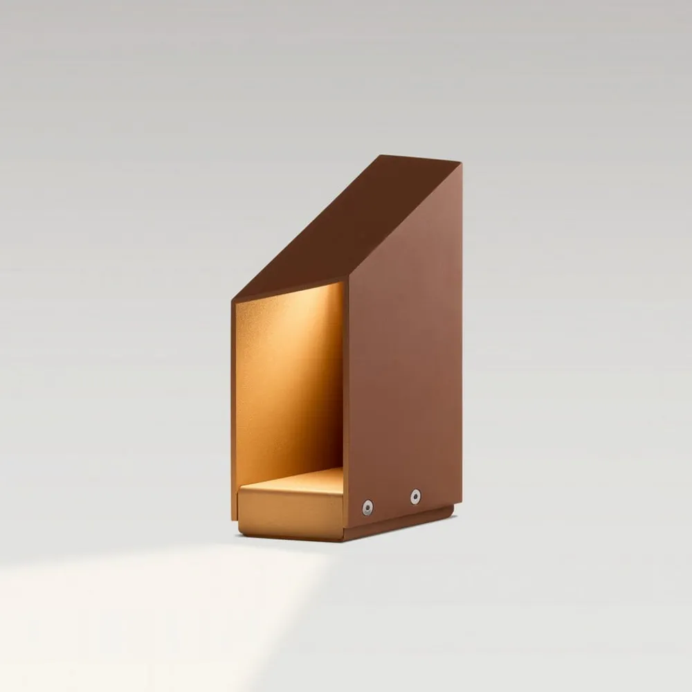 MARSET Sokkellamper > LED-sokkellampe Domus Højde 26 cm, rustbrun aluminium