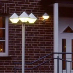 Albert Leuchten Lygtepæle > Moderne lygtepæl 181, hvid, 3 lyskilder