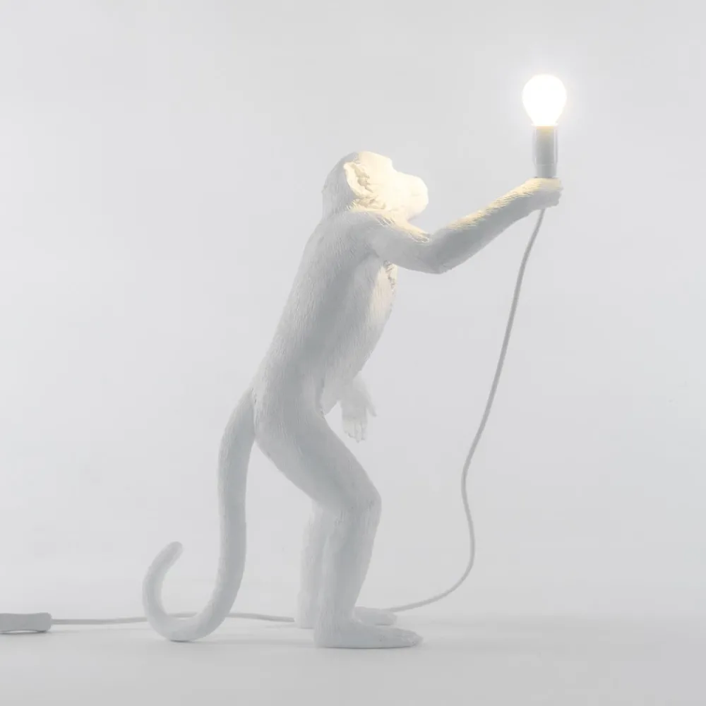 Dekorationsbelysning ^ SELETTI Monkey Lamp deko LED-bordlampe, hvid, stående