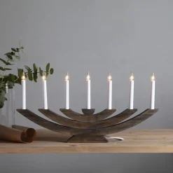 STAR TRADING Julepynt|Vinduesdekoration > Navida vinduesstage, træ, 7 lyskilder, brun