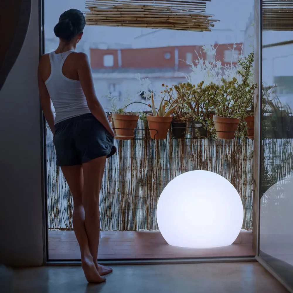 Dekorationsbelysning|Terrassebelysning ^ Newgarden Buly gulvlampe, kugle, Ø 60 cm