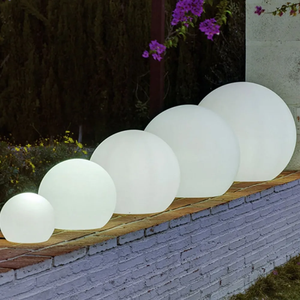 Dekorationsbelysning|Solcellelamper ^ Newgarden Buly solcellelampe, flydende, Ø 30cm